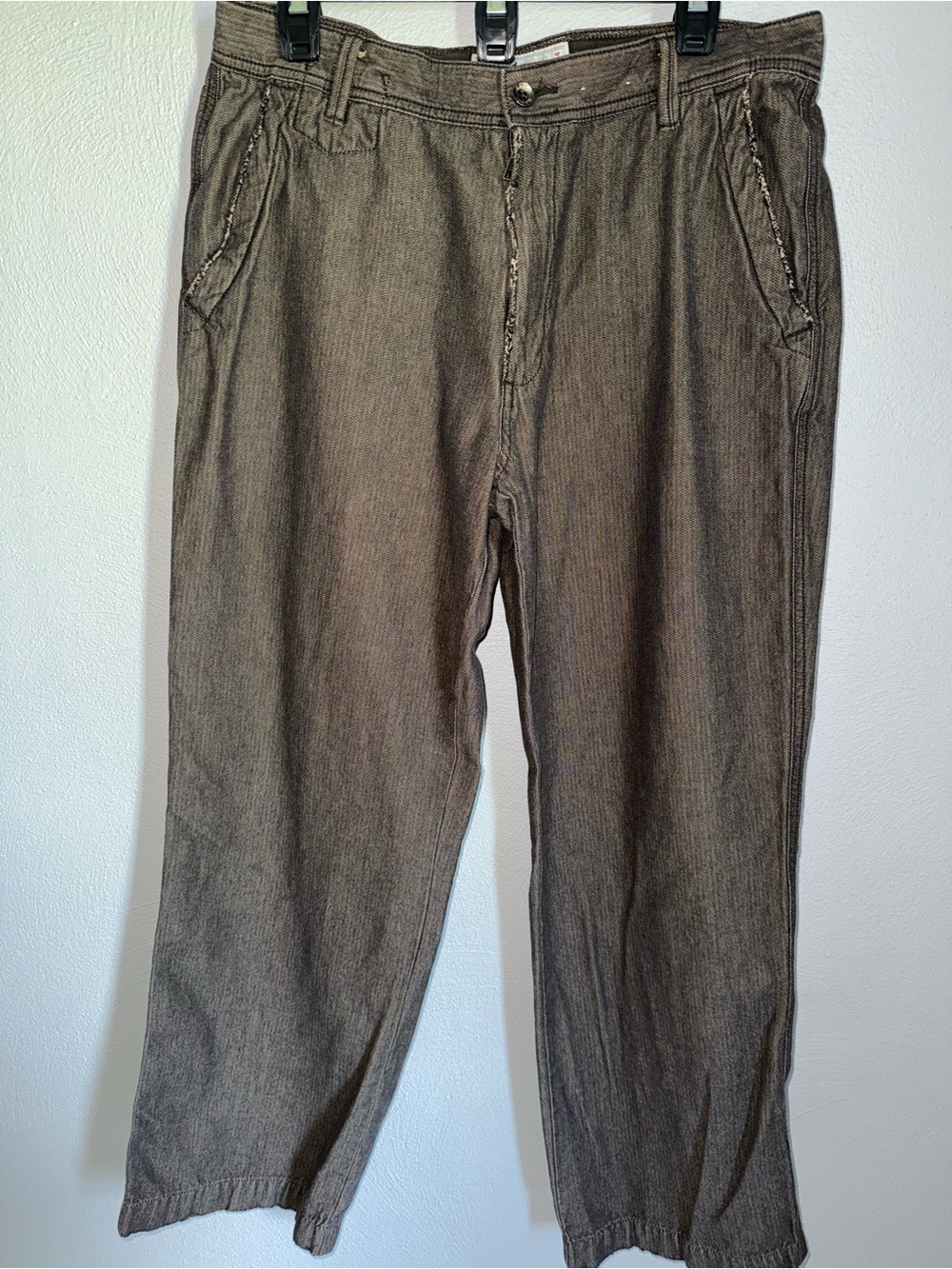 Old Navy Men's Tan Relaxed Chino Pants